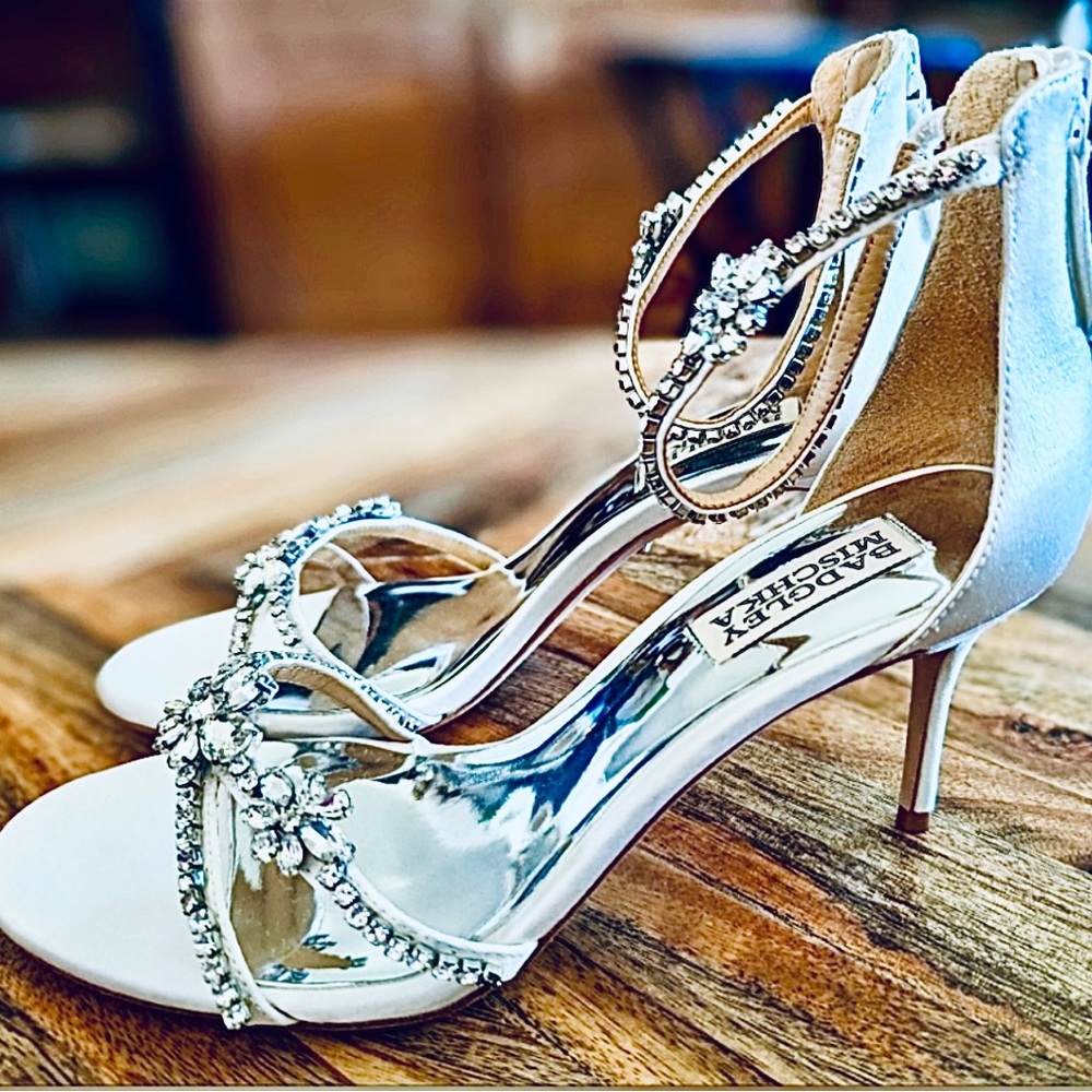 Badgley Mischka Wedding Prom Shoes Sandals w/box EUC sz 6.5, 3" Heels